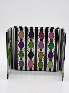 Beetlejuice X Revolution Shadow Palette Eye Shadow Cosmetic Makeup 16 Colors